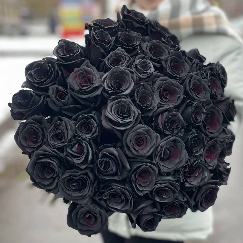 Букет из 45 черных роз