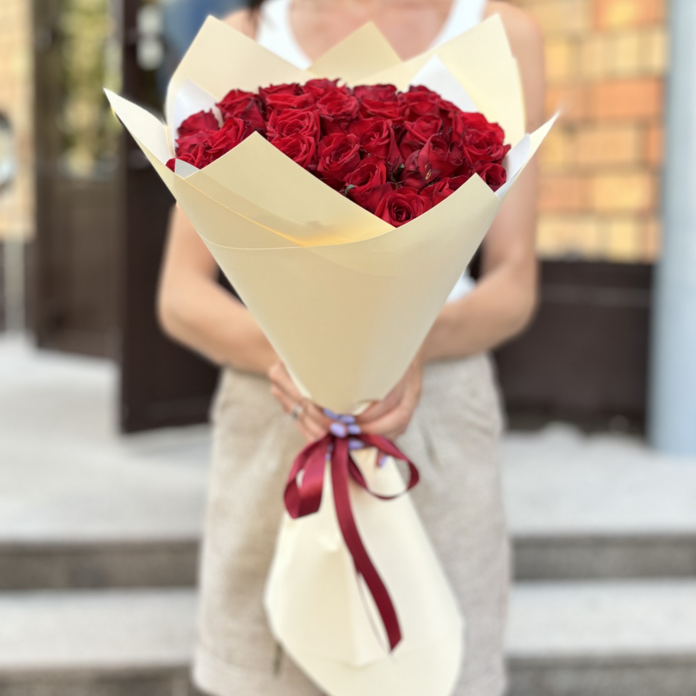 35 красных роз 60 см