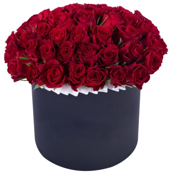 51 красная роза в черной шляпной коробке