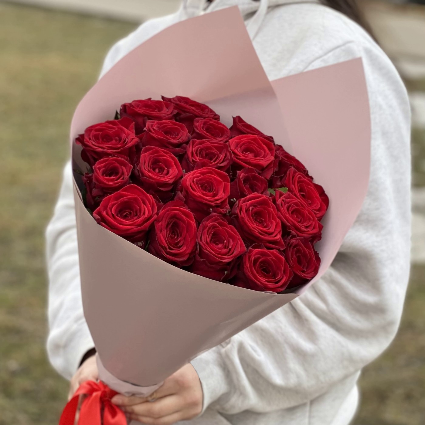 21 красная роза Premium 50 см