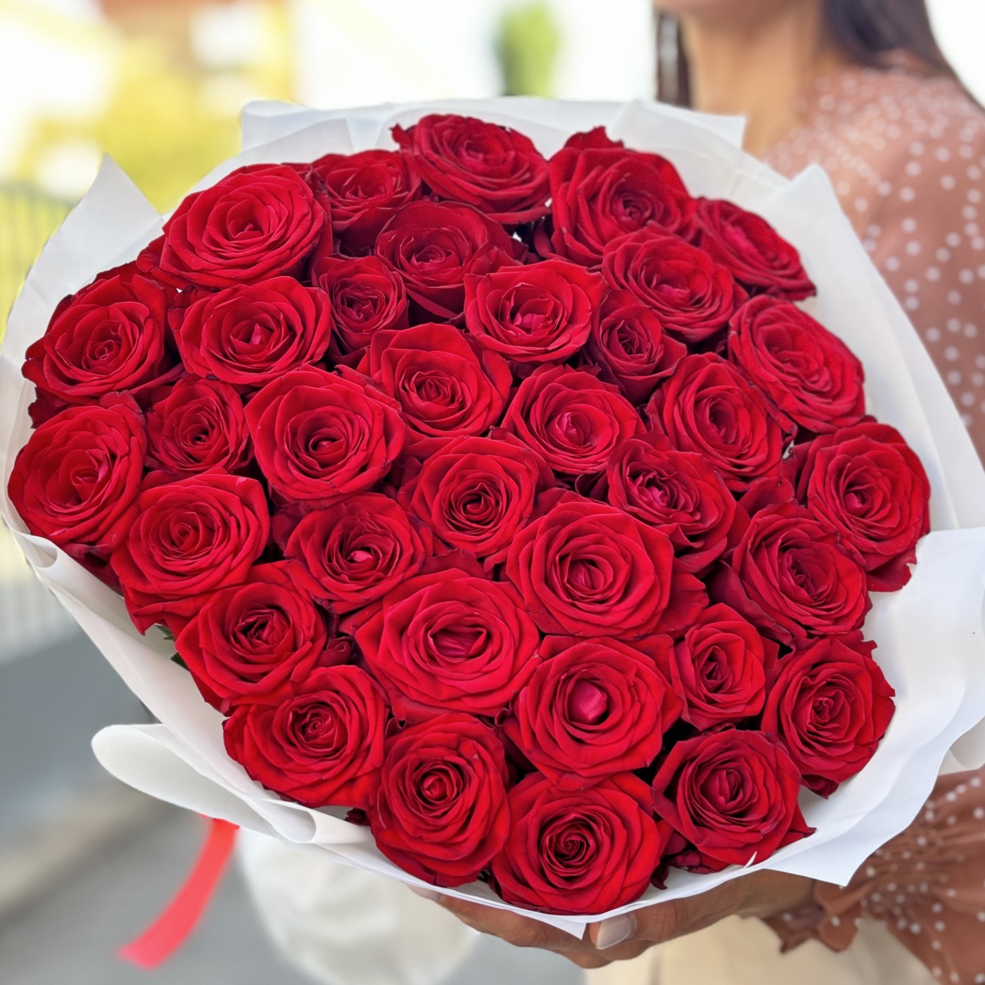 35 красных роз Эквадор 70 см