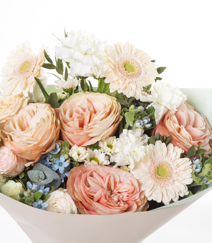 Букет с герберой и пионовидной розой